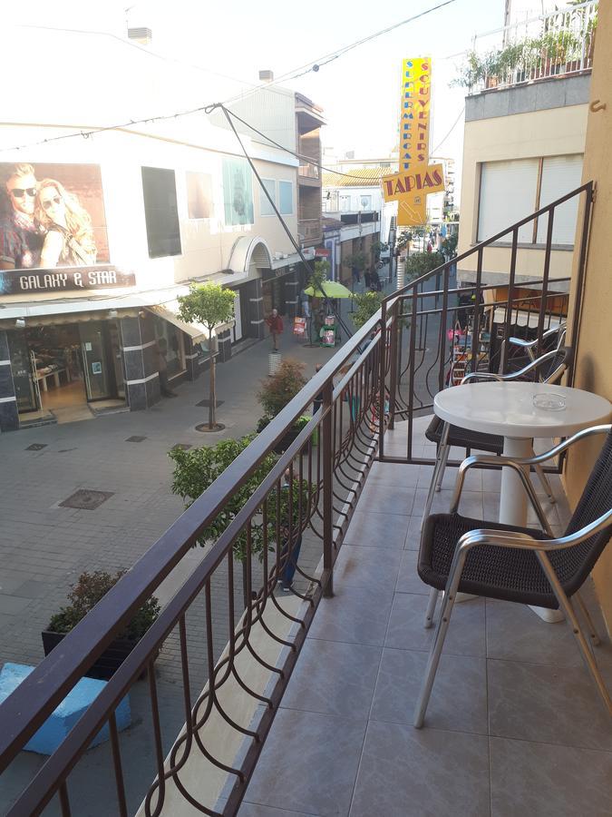 Hostal Margarita Pineda de Mar Dış mekan fotoğraf