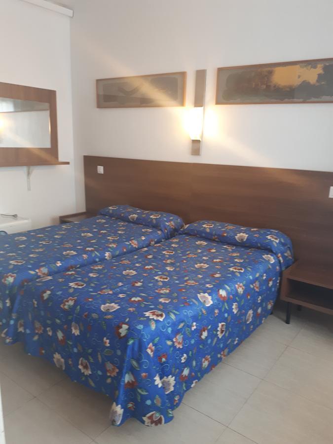 Hostal Margarita Pineda de Mar Dış mekan fotoğraf