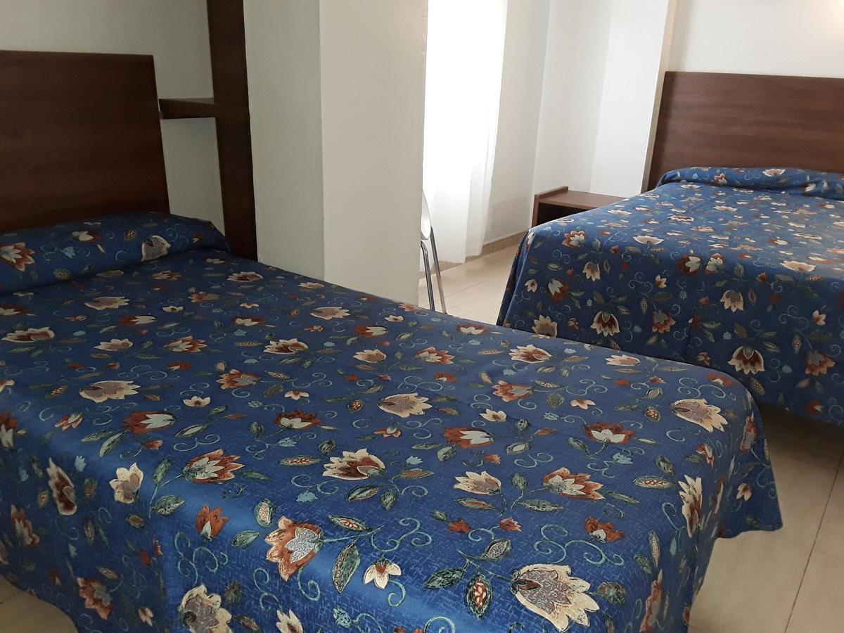 Hostal Margarita Pineda de Mar Dış mekan fotoğraf